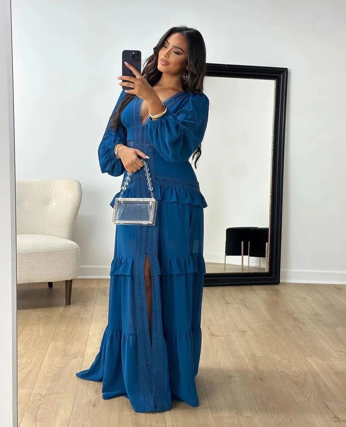 Vestido Comprido com Folhos e Manga Comprida