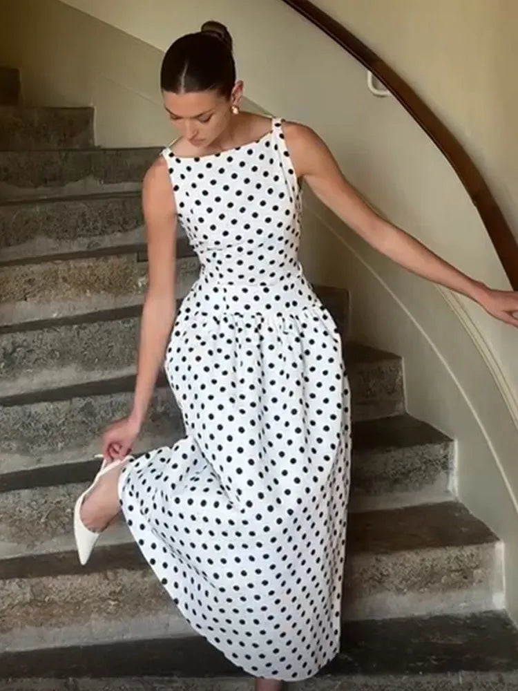 Vestido Comprido de Bolas sem Mangas