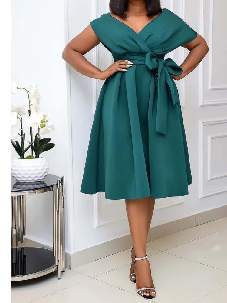 Vestido Midi com Laço e Decote em V