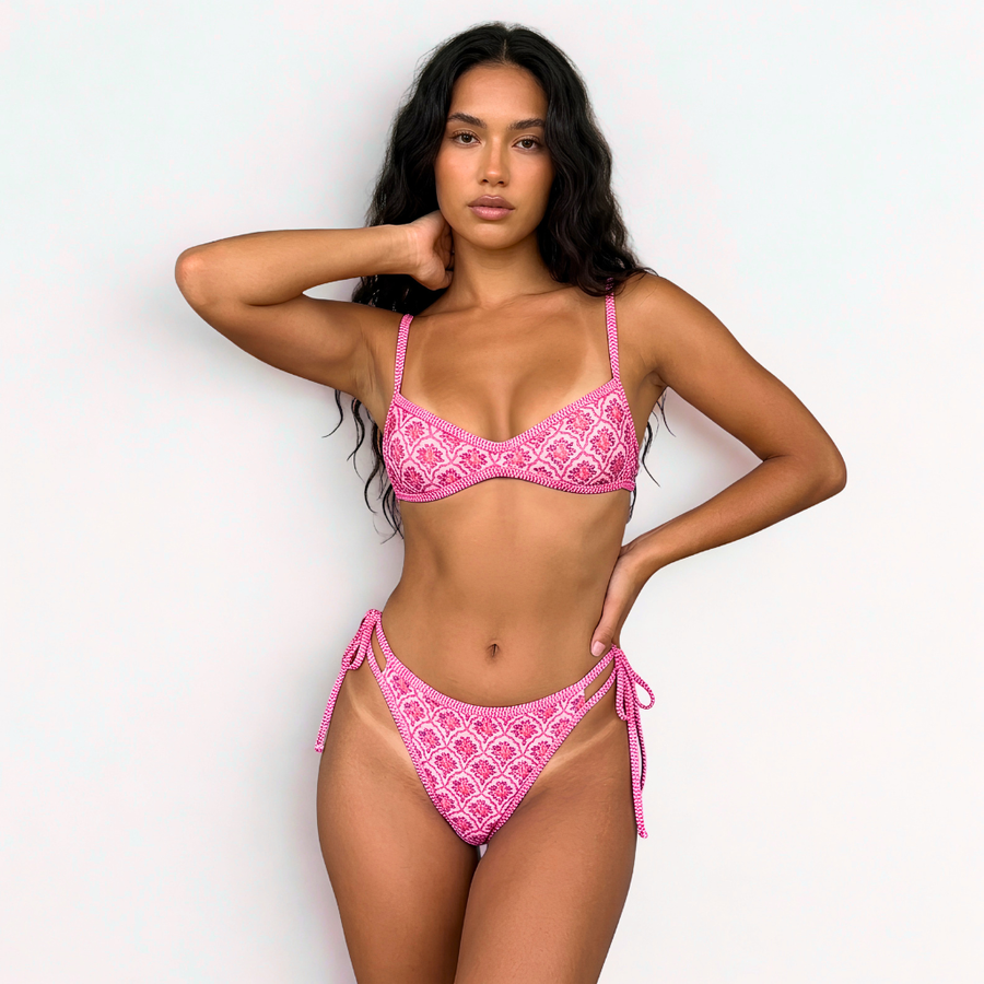 Biquíni de Praia Floral — Tolobasao