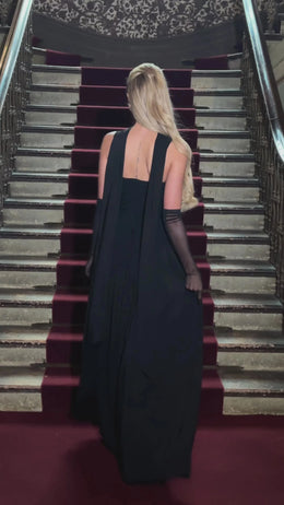 Vestido Comprido com Corpete, Laço e Fenda