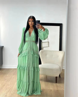 Vestido Comprido com Folhos e Manga Comprida