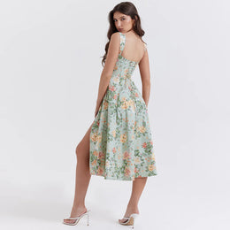 Vestido Midi Floral com Corpete e Bolsos