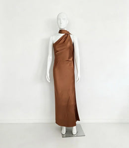 Vestido Comprido Acetinado com Costas Descobertas — Modelo Multicolorido