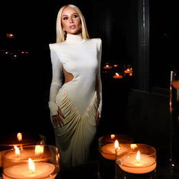 Vestido Comprido de Malha com Gola Alta e Costas Descobertas