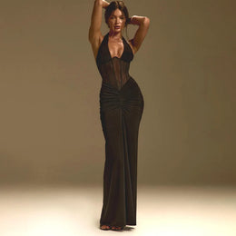 Vestido Comprido com Decote em V e Tule