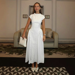 Vestido Comprido Vintage de Bolas sem Mangas