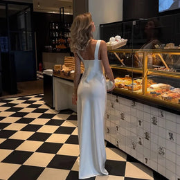 Vestido Comprido Acetinado com Costas Descobertas — Branco