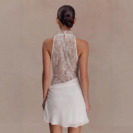 Vestido Comprido de Renda com Gola Alta