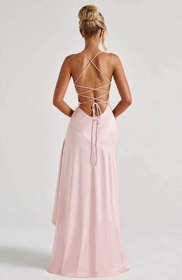 Vestido Comprido Acetinado com Folhos