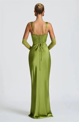 Vestido Comprido sem Alças com Corpete