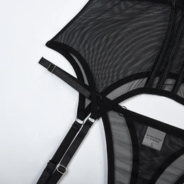 Conjunto de Lingerie em Tule com Body e Ligas — 3 Peças