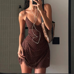 Vestido Curto de Bolas sem Mangas