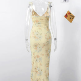 Vestido de Verão Floral com Decote nas Costas