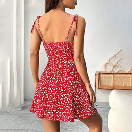 Vestido Curto Floral com Alças Finas