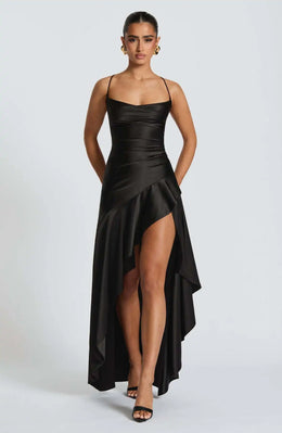 Vestido Comprido Acetinado com Folhos