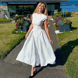 Vestido Comprido Vintage de Bolas sem Mangas