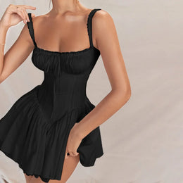 Vestido Curto Branco com Corpete de Renda