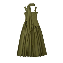 Vestido Comprido com Corpete, Laço e Fenda