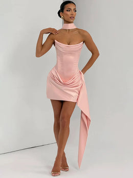 Vestido Curto sem Alças com Corpete