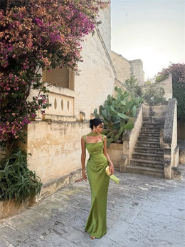 Vestido Comprido sem Alças com Corpete