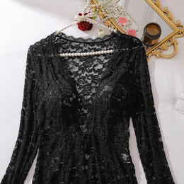 Body de Lingerie com Decote Profundo
