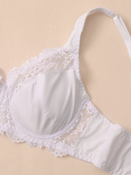 Soutien de Renda Elegante com Aro — Tamanhos Grandes