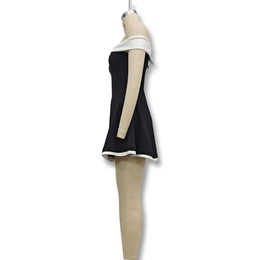 Vestido Curto Rosa de Ombros Descobertos