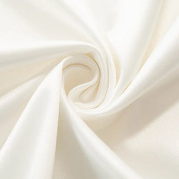 Vestido Curto de Cetim com Renda e Costas Descobertas