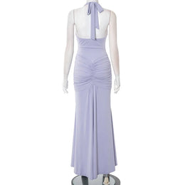 Vestido Comprido com Decote Halter e Costas Descobertas — Bordô