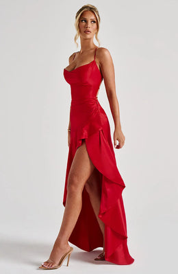 Vestido Comprido Acetinado com Folhos