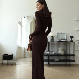 Vestido Comprido de Malha com Gola Alta e Ombreiras