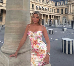 Vestido Comprido Floral com Renda e Fenda
