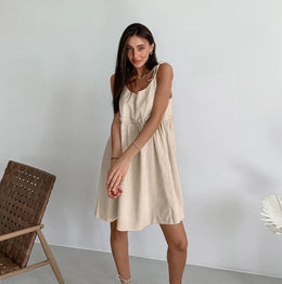 Vestido Curto em Linho com Atacadores