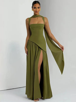 Vestido Comprido com Corpete, Laço e Fenda