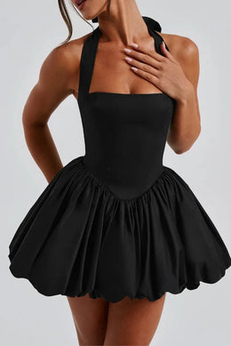 Vestido Curto Vermelho com Corpete e Decote Halter