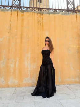 Vestido Comprido Bordado sem Alças