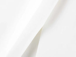 Vestido Longo Branco com Decote Halter e Renda