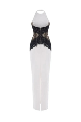Vestido Longo Branco com Decote Halter e Renda