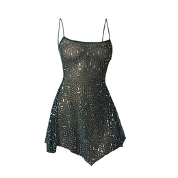 Vestido Curto com Brilho e Pedrarias