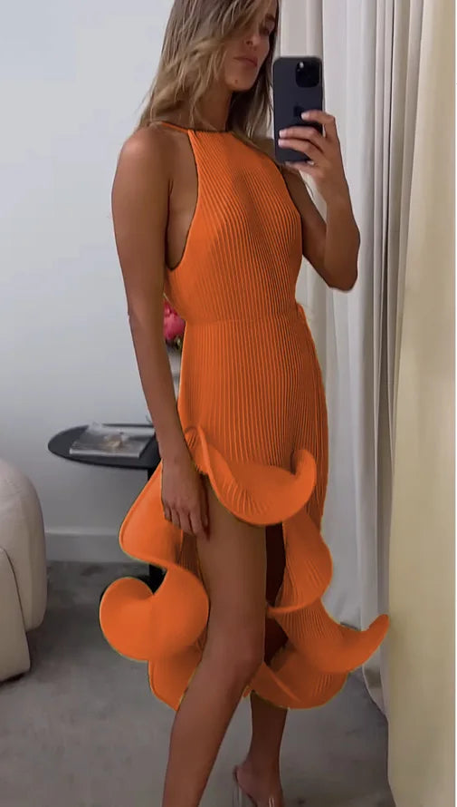 Vestido Midi Plissado com Decote Halter