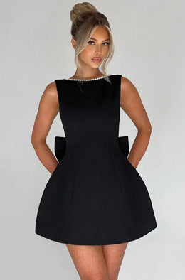 Vestido Curto com Laço e Pérolas — Preto
