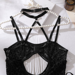 Conjunto de Lingerie com Renda e Correntes — 2 Peças