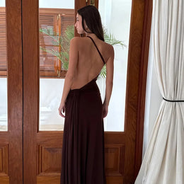 Vestido Comprido de Um Ombro com Costas Descobertas