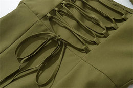 Vestido Comprido com Corpete, Laço e Fenda