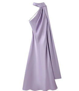 Vestido Comprido Acetinado com Costas Descobertas — Modelo Multicolorido