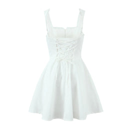 Vestido Curto com Corpete de Renda e Botões