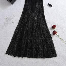 Vestido Comprido de Lingerie em Renda e Tule