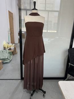 Vestido Comprido sem Alças com Tule