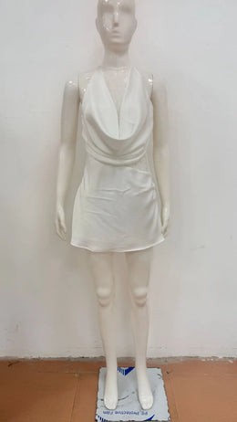 Vestido Comprido de Renda com Gola Alta